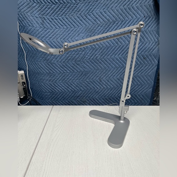 Allsteel Link Pablo LED Lamp - Picture 6 of 9